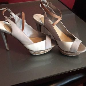 Gianni Bini 5 in. Heel w/beaded platform